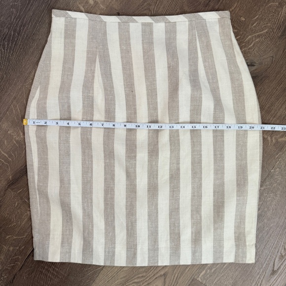 Vintage The Limited 100% Linen Tan and Cream Pencil Skirt Knee-Length - Picture 4 of 6
